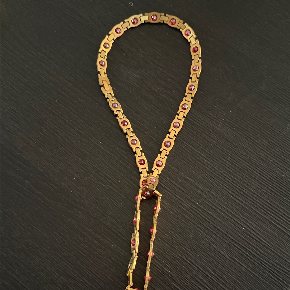 Elegant Gold and Red Women's Necklace